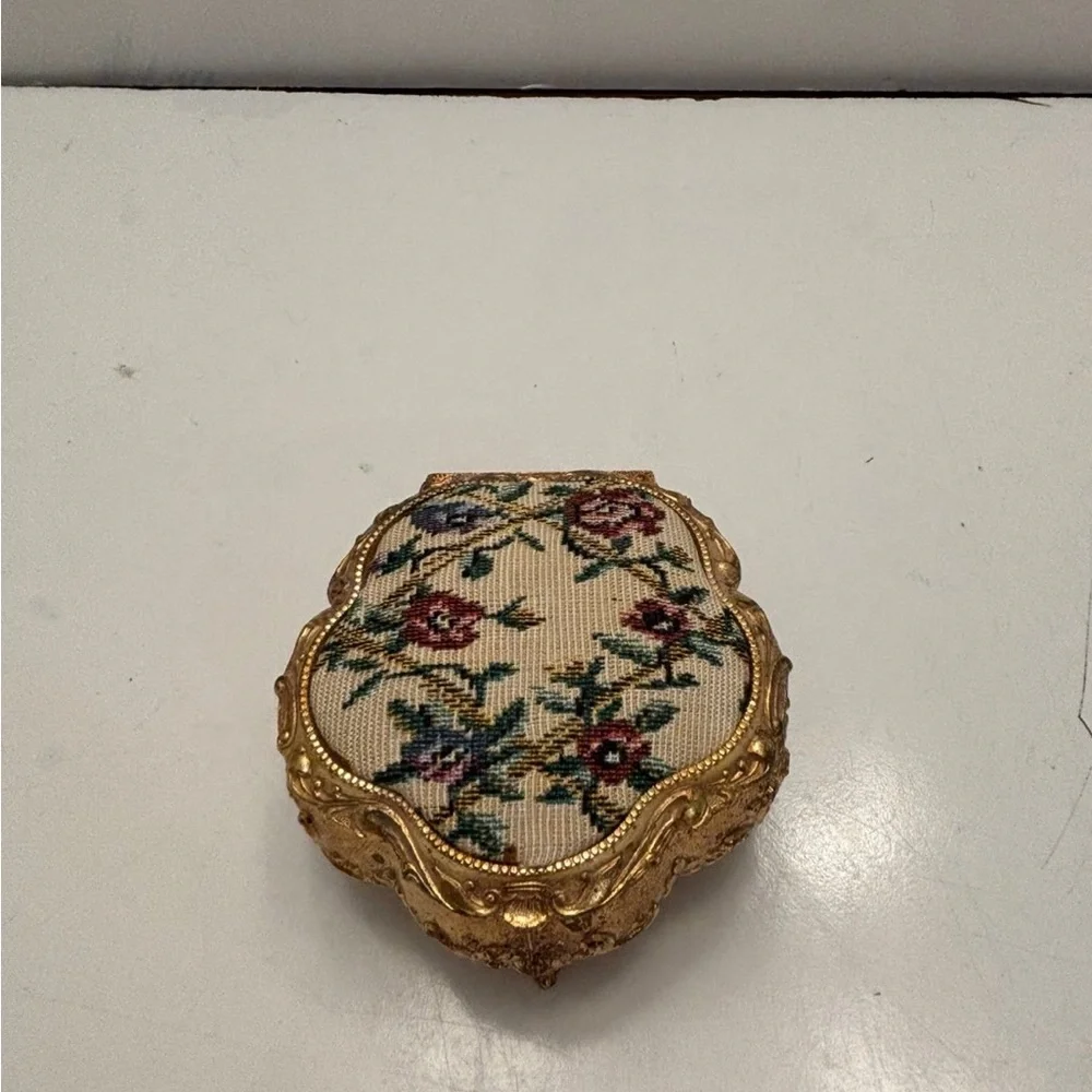 Vintage footed trinket with sewed top